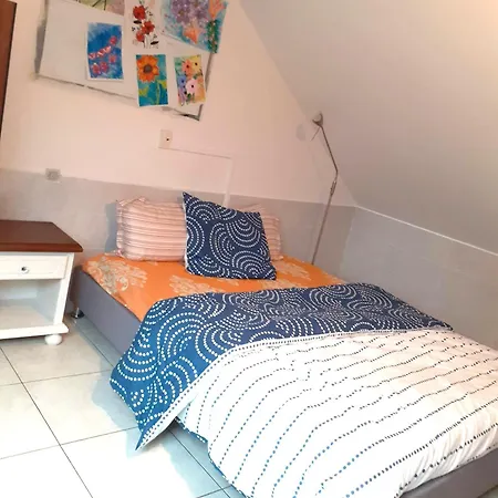Apartment Near Paris *